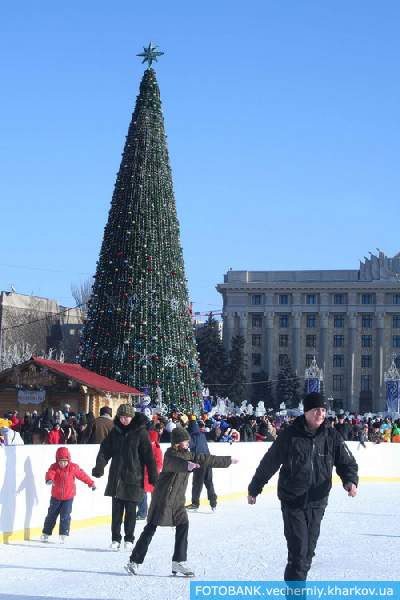 Главная елка Харькова на площади Свободы