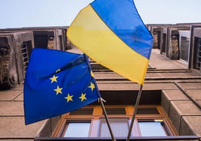 Евросоюз готовит солидную финансовую помощь Украине