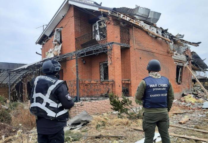 Правоохоронці документують наслідки ворожих обстрілів двох сіл на Харківщині 